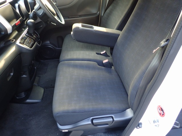 フロントシート