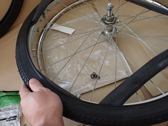 車椅子のパンク修理とタイヤ交換の方法 自転車屋さんでは断られるかも