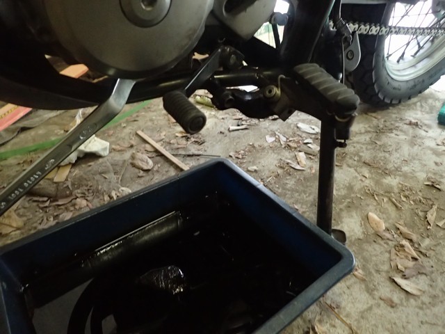 CB223Sのエンジンオイル