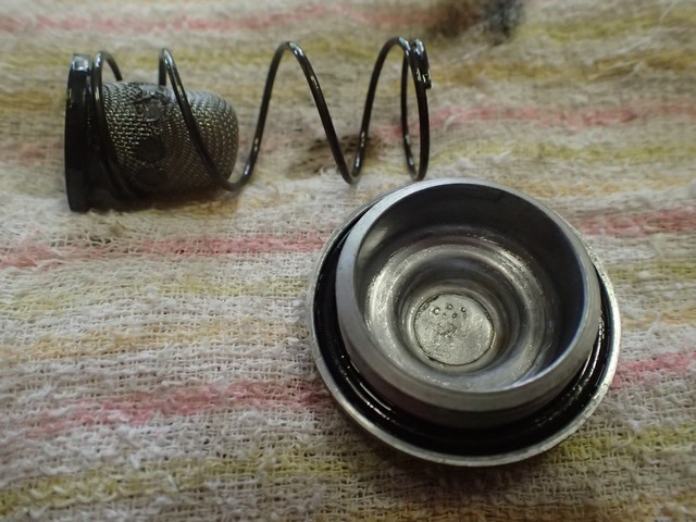 CB223Sのエンジンオイル