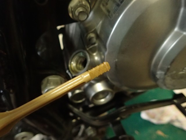 CB223Sのエンジンオイル