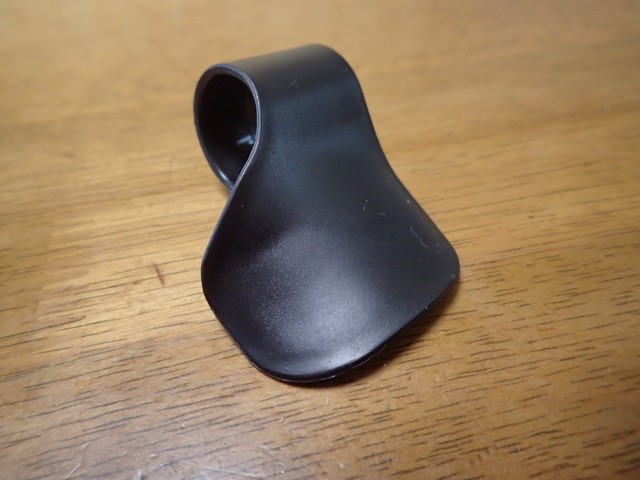 スロットルアシスト