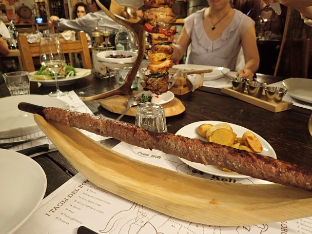 ボルミオのステーキレストラン Keller Steak House