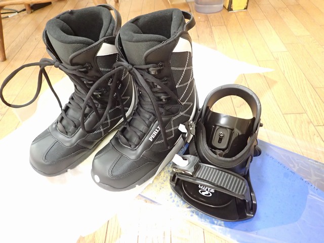 スノーボードブーツ