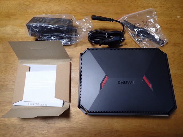CHUWI GBox ProファンレスPCAtom/4GB/64GB/Win10 CHUWI GBox Pro 実機レビュー】2万円で購入できるファンレス低