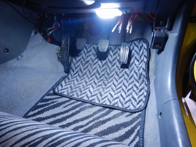 フロアとフロアマット