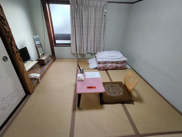 旅館やまと