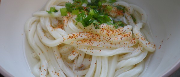 讃岐うどんを知り尽くした友が案内する:宮西製麺所
