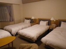 ホテルピアノ:部屋やら風呂やらをチェック!