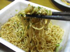 ペヤングソース焼きそば復活!もう食べた??【コンビニ購入】