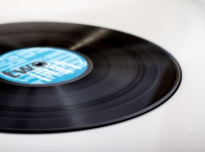 ゆうメールでLPレコードを送ることはできるぞ!【LPレコードを一番安く送る方法】