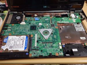 デルインスパイロン Dell INSPIRON N5010分解/HDD交換手順