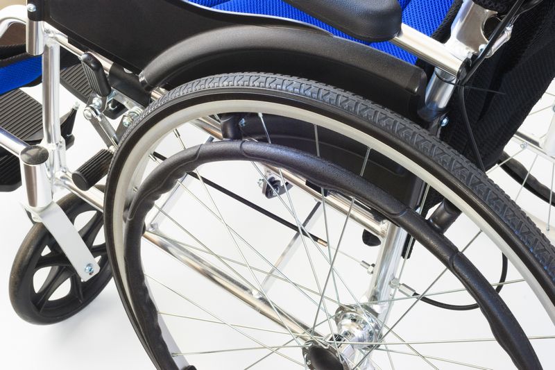 車椅子の「パンク修理」と「タイヤ交換」を自分でやる方法