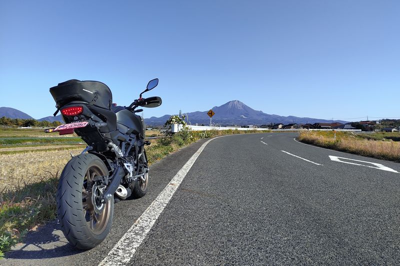 CB125Rと大山