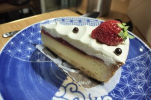 KINT(キント)富山県魚津市|訪問・実食レビュー